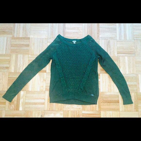 Women’s Green GUESS Sweater Size Small - Picture 1 of 2